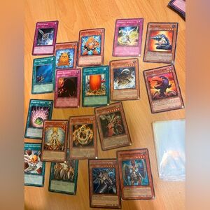 Yu gi oh Bundle 5: 18 cards